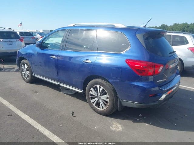 2017 NISSAN PATHFINDER SL 2