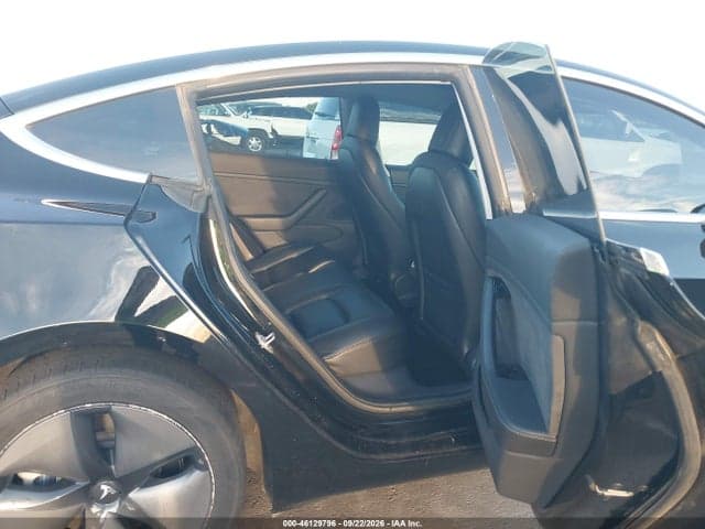2018 TESLA MODEL 3 LONG RANGE/MID RANGE 8