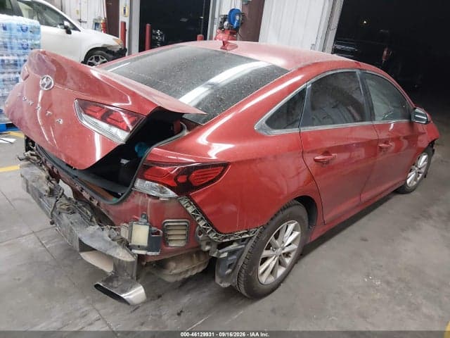 2019 HYUNDAI SONATA SE 4