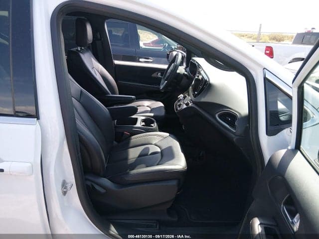 2026 CHRYSLER PACIFICA SELECT 5