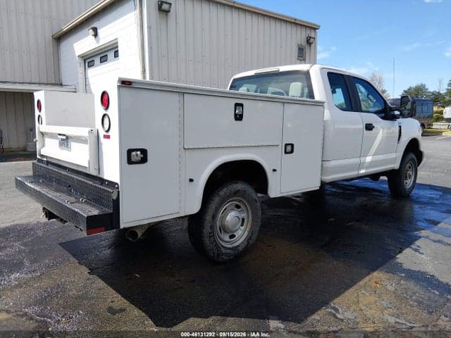 2017 FORD F-350 XL 4