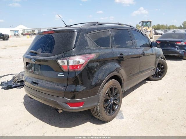 2017 FORD ESCAPE SE 4