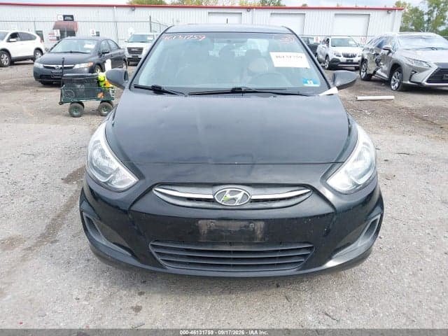 2017 HYUNDAI ACCENT SE 11