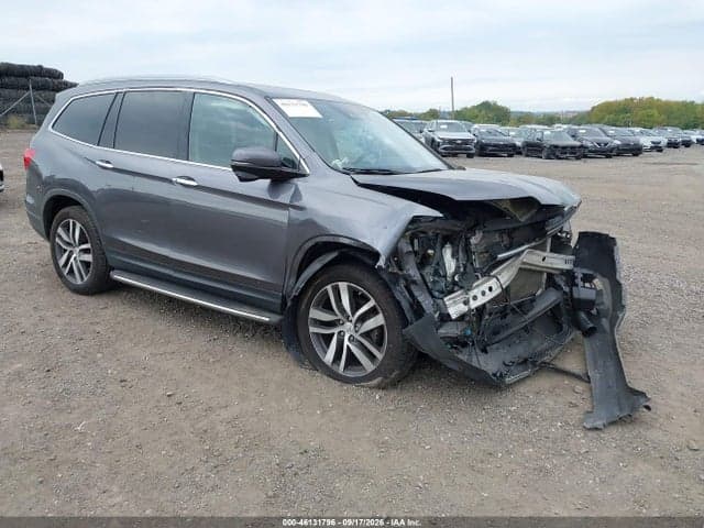 2017 HONDA PILOT TOURING 1