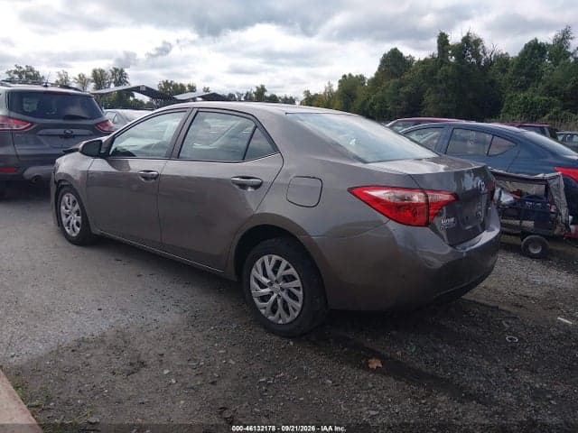 2017 TOYOTA COROLLA LE 3