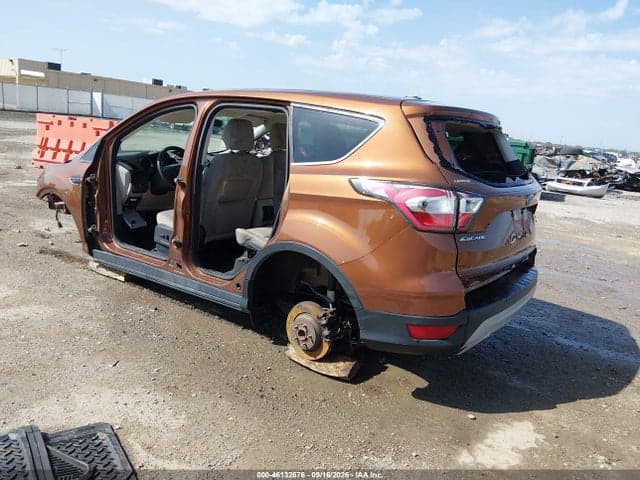 2017 FORD ESCAPE SE 3