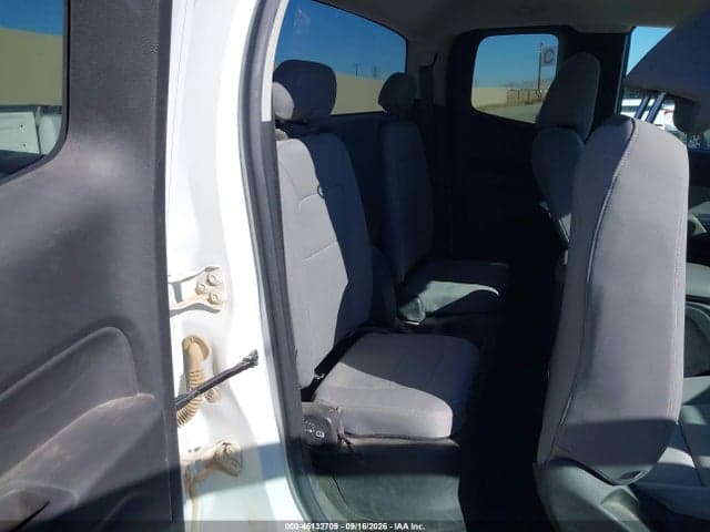 2017 CHEVROLET COLORADO WT 8