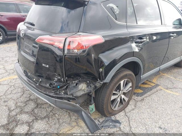 2018 TOYOTA RAV4 XLE 6