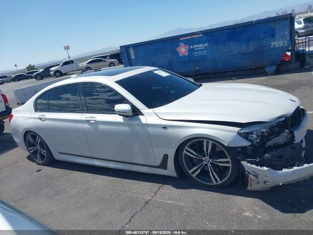 2017 BMW 750I 13