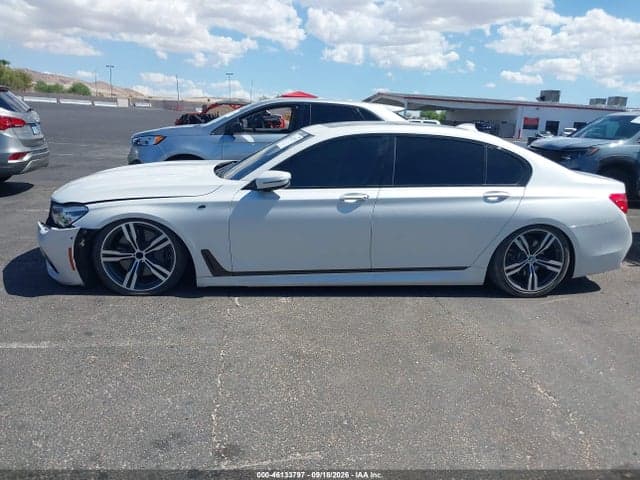 2017 BMW 750I 14