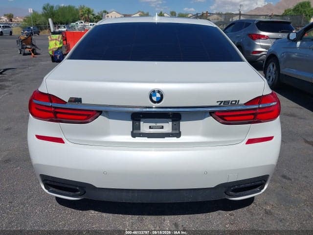 2017 BMW 750I 16