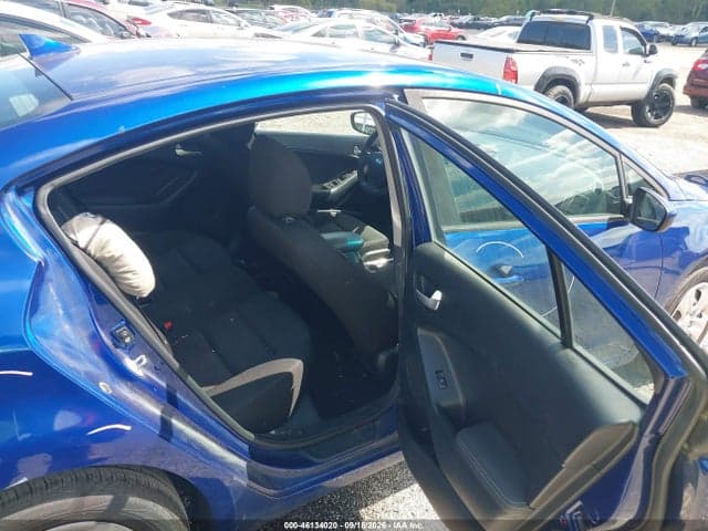 2017 KIA FORTE LX 8