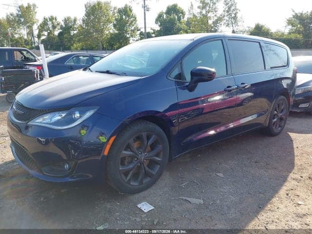 2019 CHRYSLER PACIFICA TOURING PLUS 2