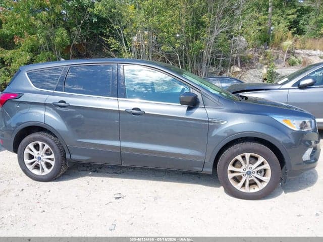 2019 FORD ESCAPE SE 13