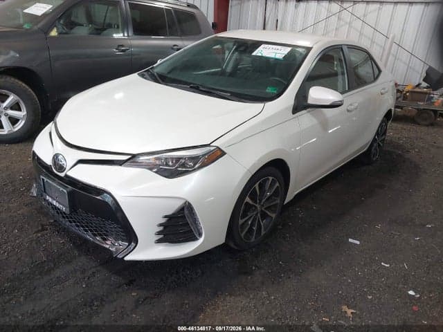 2017 TOYOTA COROLLA SE 2