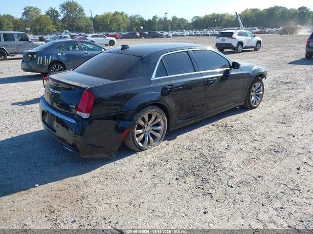 2017 CHRYSLER 300 LIMITED 4