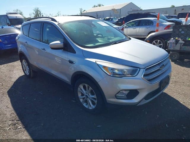 2018 FORD ESCAPE SE 1