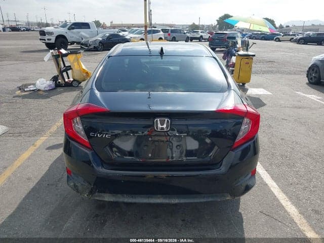 2018 HONDA CIVIC EX 17