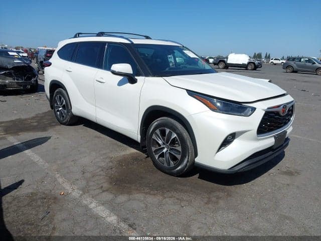 2021 TOYOTA HIGHLANDER XLE