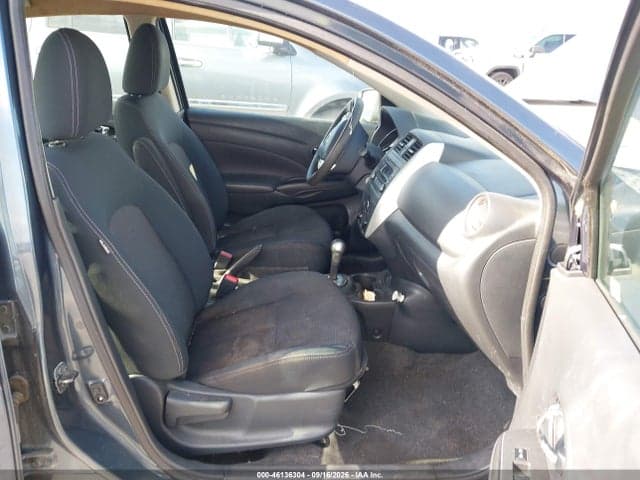 2017 NISSAN VERSA 1.6 SV 5
