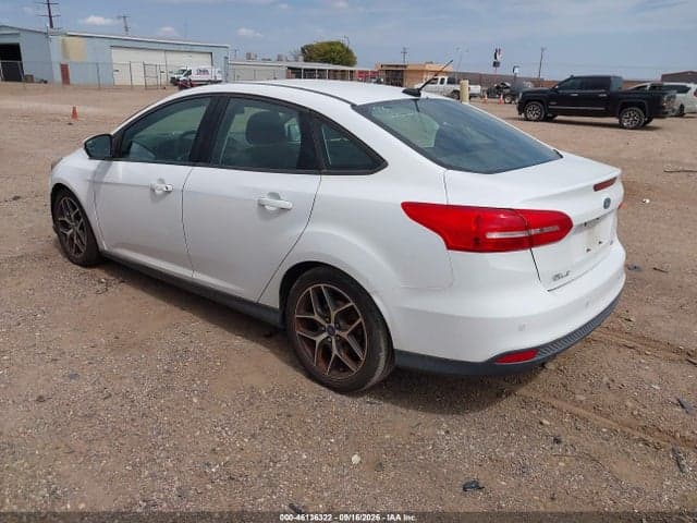 2017 FORD FOCUS SEL 3