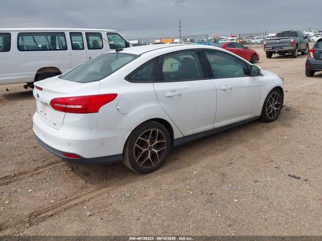 2017 FORD FOCUS SEL 4