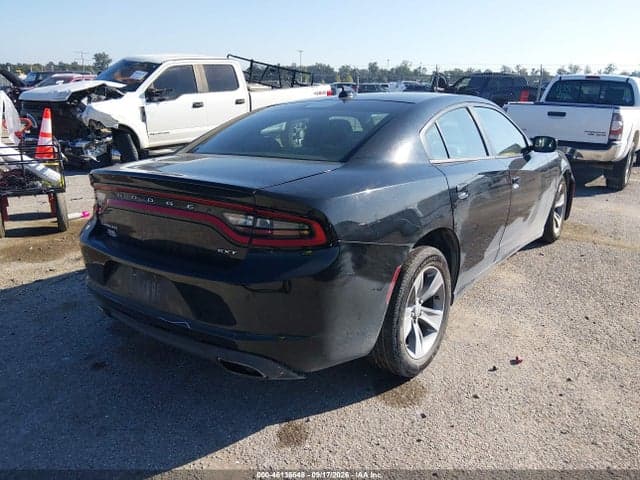 2017 DODGE CHARGER SXT RWD 4