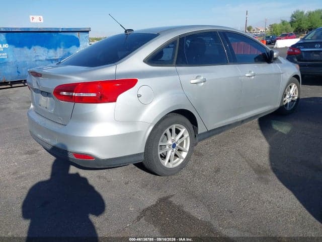 2017 FORD FOCUS SE 4