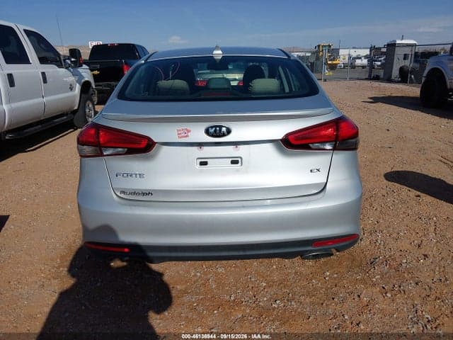 2017 KIA FORTE EX 17