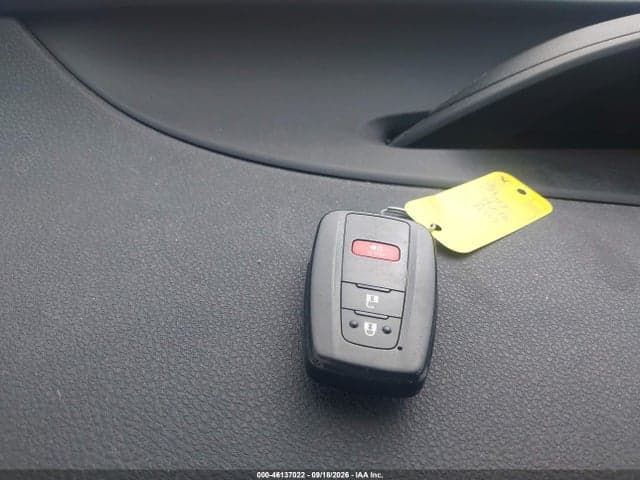 2017 TOYOTA PRIUS FOUR 11