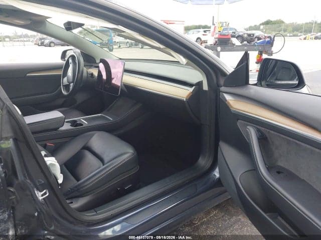 2022 TESLA MODEL 3 LONG RANGE 5