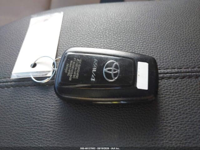 2019 TOYOTA RAV4 XLE PREMIUM 11