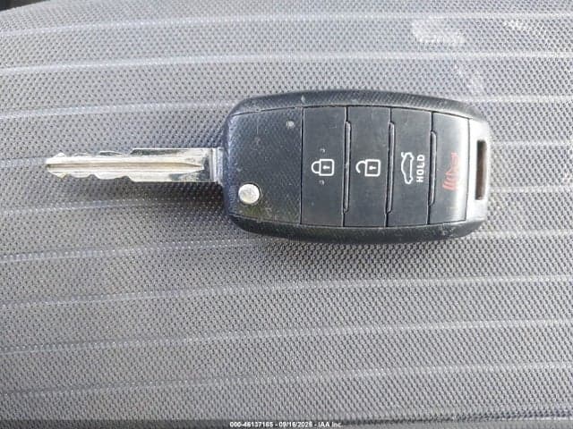 2017 KIA FORTE LX 9