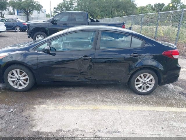 2017 KIA FORTE LX 5