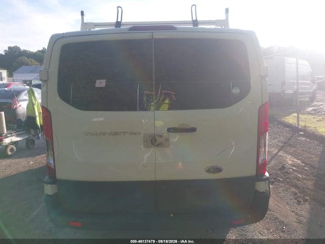 2021 FORD TRANSIT-250 17
