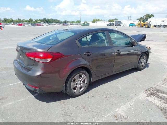 2017 KIA FORTE LX 4