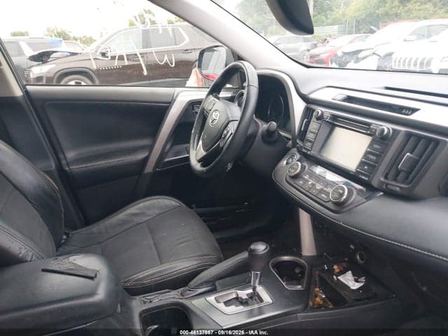 2018 TOYOTA RAV4 XLE 5