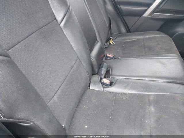 2018 TOYOTA RAV4 XLE 8