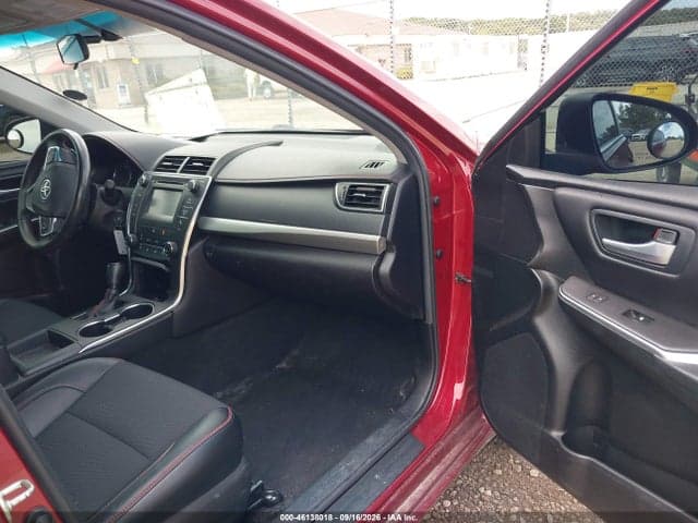 2017 TOYOTA CAMRY SE 5