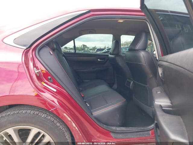 2017 TOYOTA CAMRY SE 8