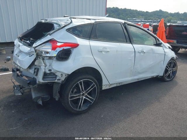 2017 FORD FOCUS ST 4