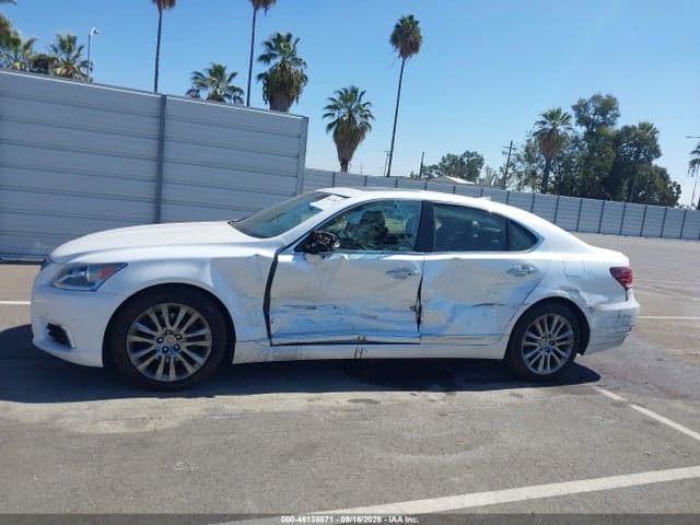 2017 LEXUS LS 460 16