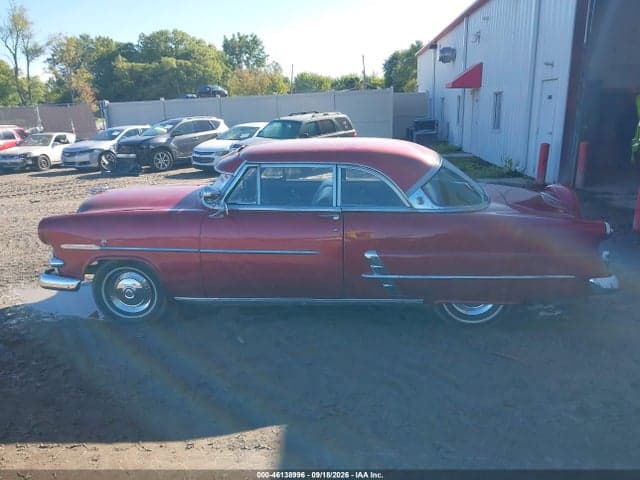 1953 FORD CRESTLINE VICTORIA 14