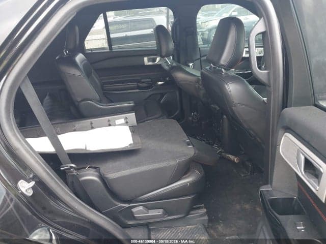 2022 FORD EXPLORER ST-LINE 8