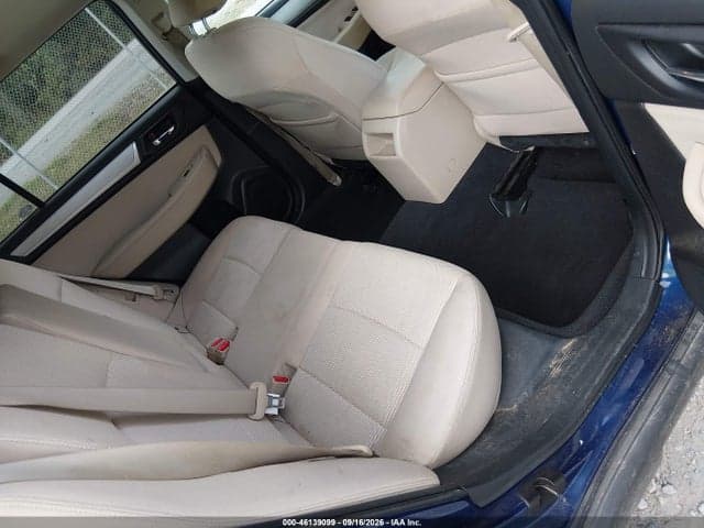 2017 SUBARU OUTBACK 2.5I PREMIUM 8