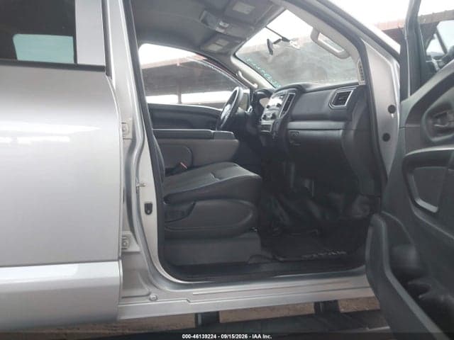 2017 NISSAN TITAN S 5