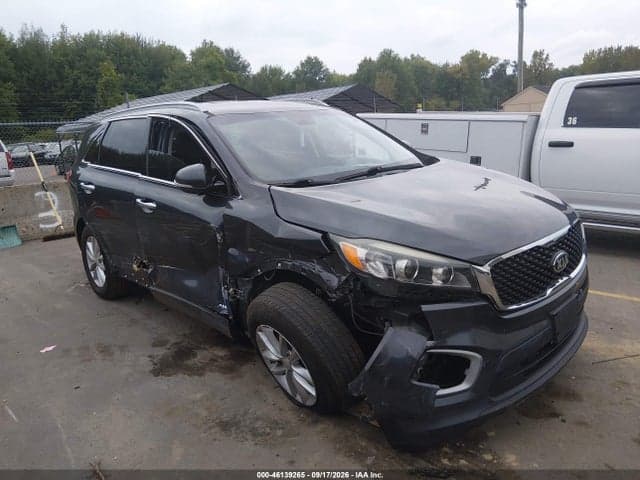 2017 KIA SORENTO 2.4L LX 1