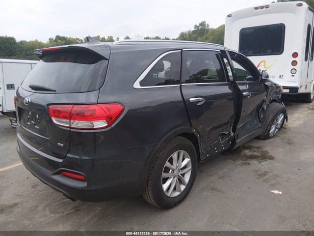 2017 KIA SORENTO 2.4L LX 4