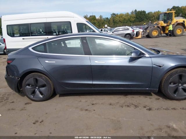 2018 TESLA MODEL 3 LONG RANGE/PERFORMANCE 14