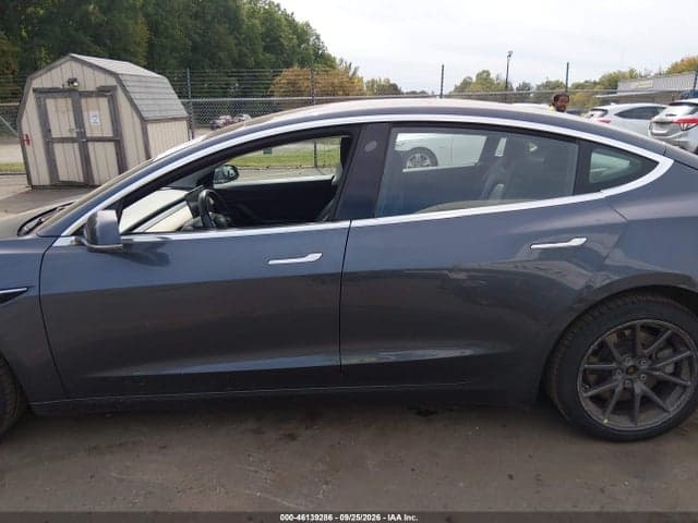 2018 TESLA MODEL 3 LONG RANGE/PERFORMANCE 15